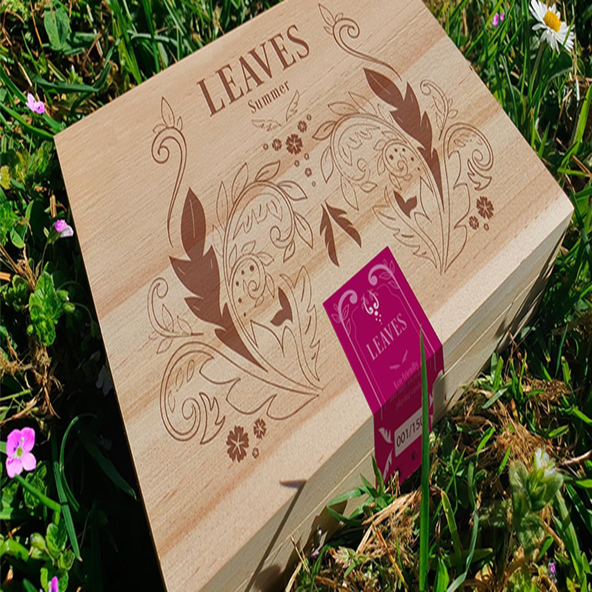Wooden Leaves Summer Box Set Playing Cards | Dutch Card House Company